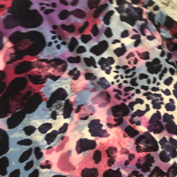 Inner Beauty Animal Print Mask Shirt - Picture 4 of 6